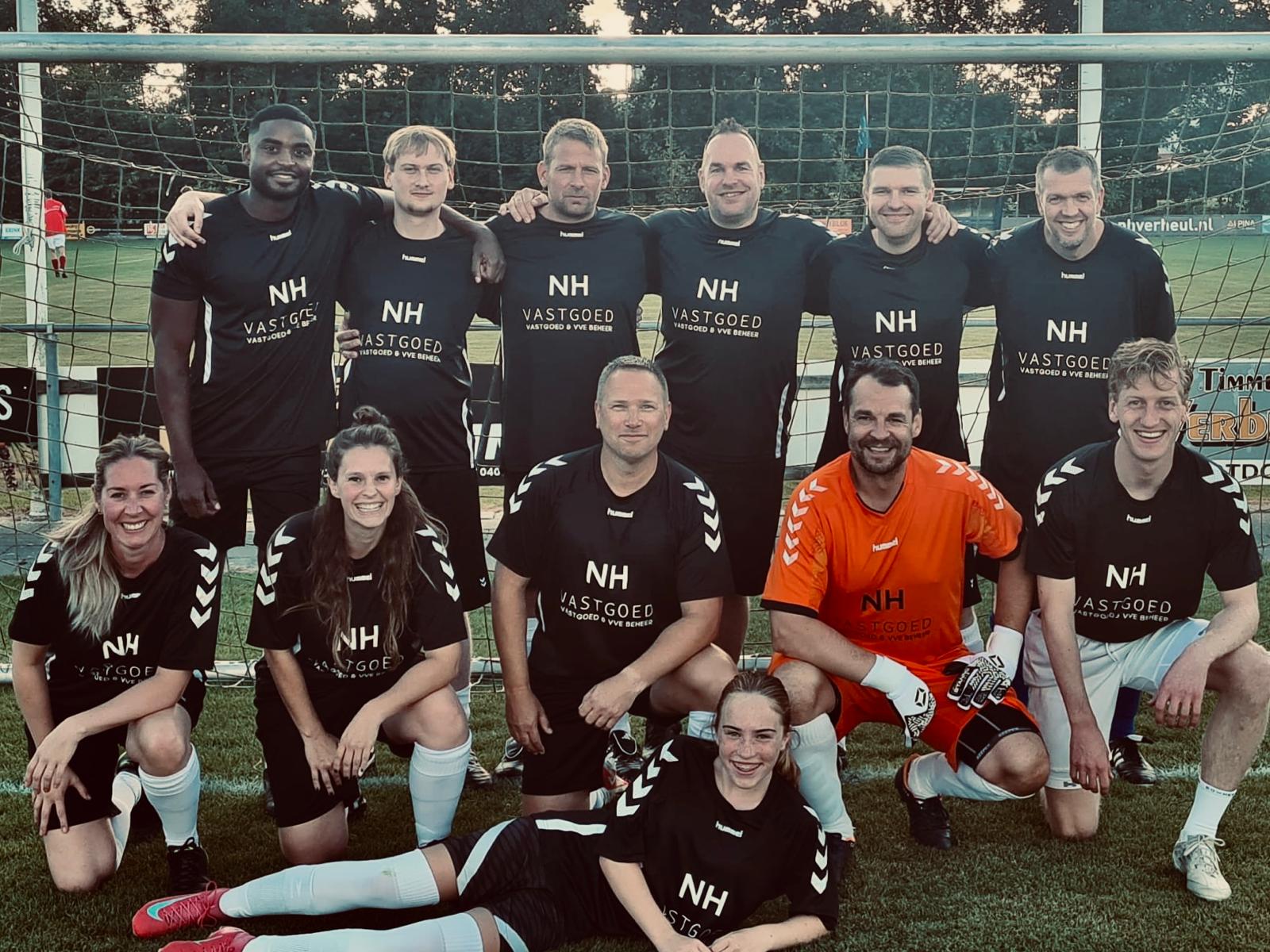 NH Vastgoed en VvE beheer B.V. team Bedrijvenvoetbal 2025